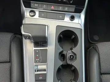 AUDI A6 Avant 40 TDI S-Line Black NAV LED AHK PANORAM