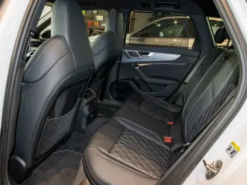 AUDI A6 Avant S line 40 TDI quattro  S tronic AHK HUD