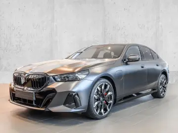 BMW 550 e xDrive M Sport Pro 21