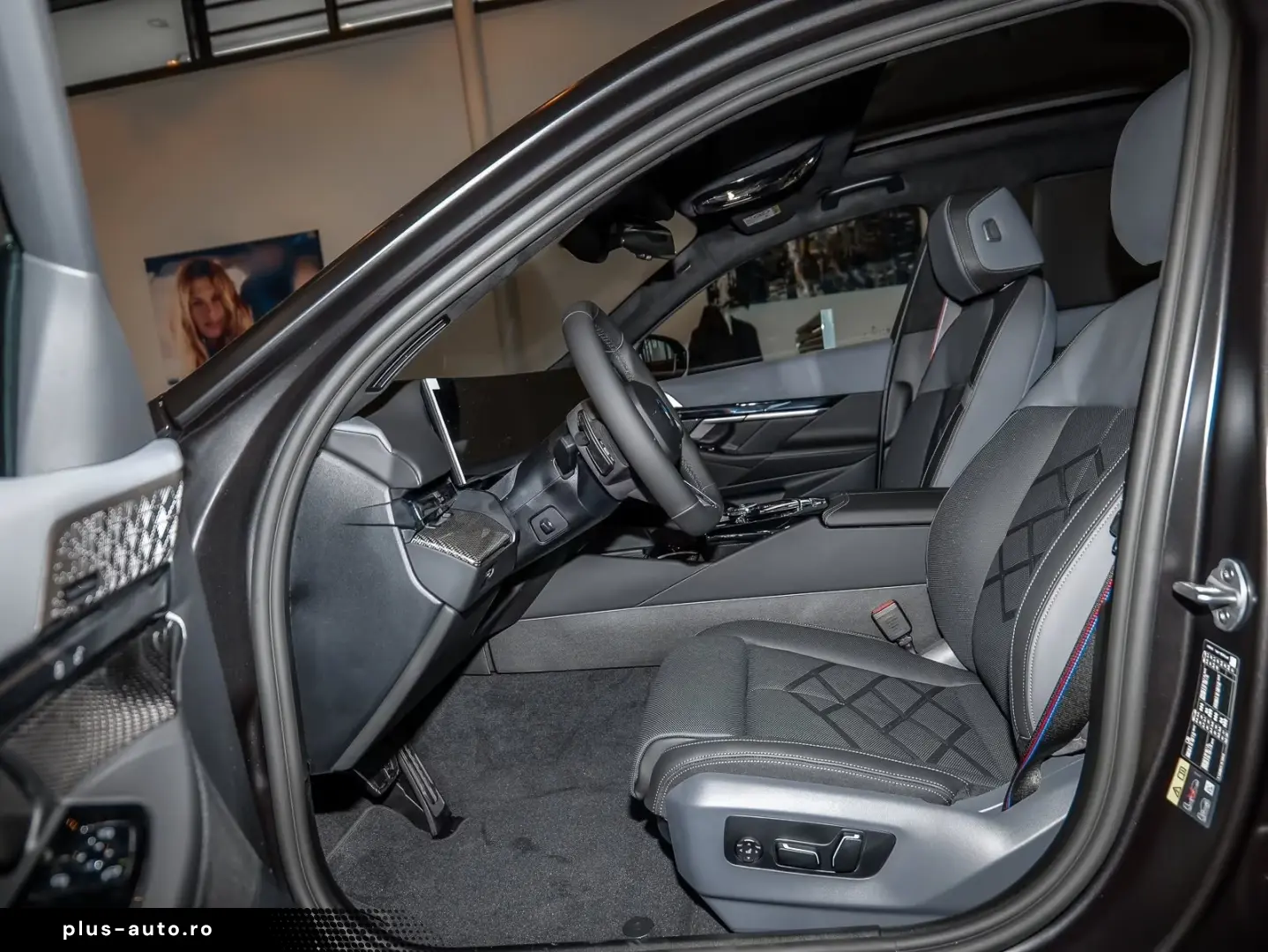 BMW 550 e xDrive M Sport Pro 21