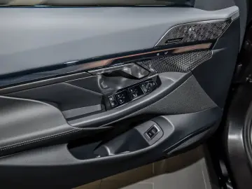 BMW 550 e xDrive M Sport Pro 21