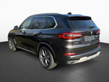 BMW X5 xDrive45e xLine