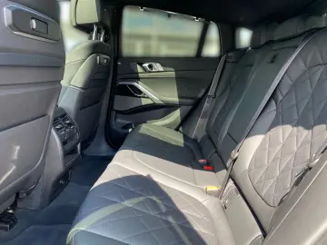 BMW X6 xDr40d MSport SoftClose SkyLounge Massage Ventilation