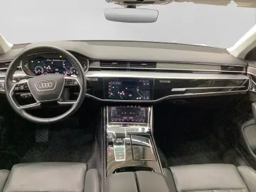 AUDI A8 60 TFSIe Q LANG MATRIX PANO TV STDHZG