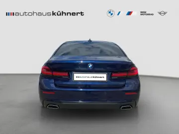 BMW 540d xDrive SoftClose