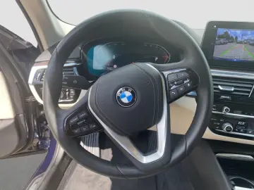 BMW 540d xDrive SoftClose