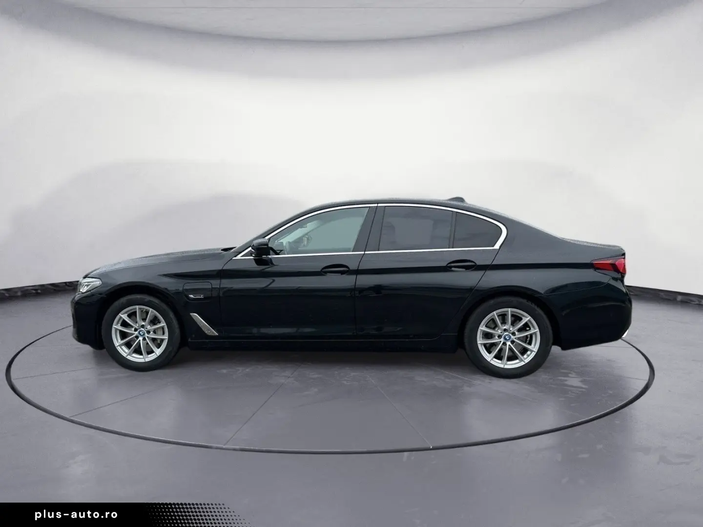 BMW 530e xDrive Massage Hud Laser AmbientL