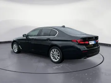 BMW 530e xDrive Massage Hud Laser AmbientL