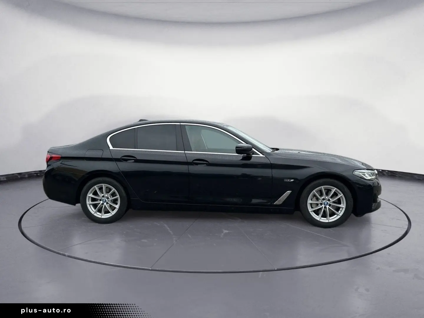 BMW 530e xDrive Massage Hud Laser AmbientL