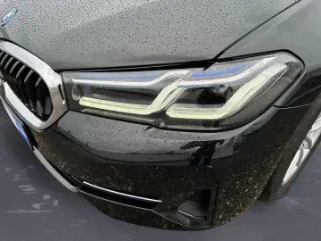BMW 530e xDrive Massage Hud Laser AmbientL