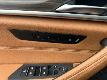 BMW 530e xDrive Massage Hud Laser AmbientL