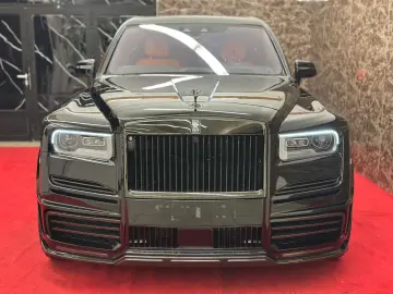 ROLLS ROYCE CULLINAN BLACK BADGE MANSORY