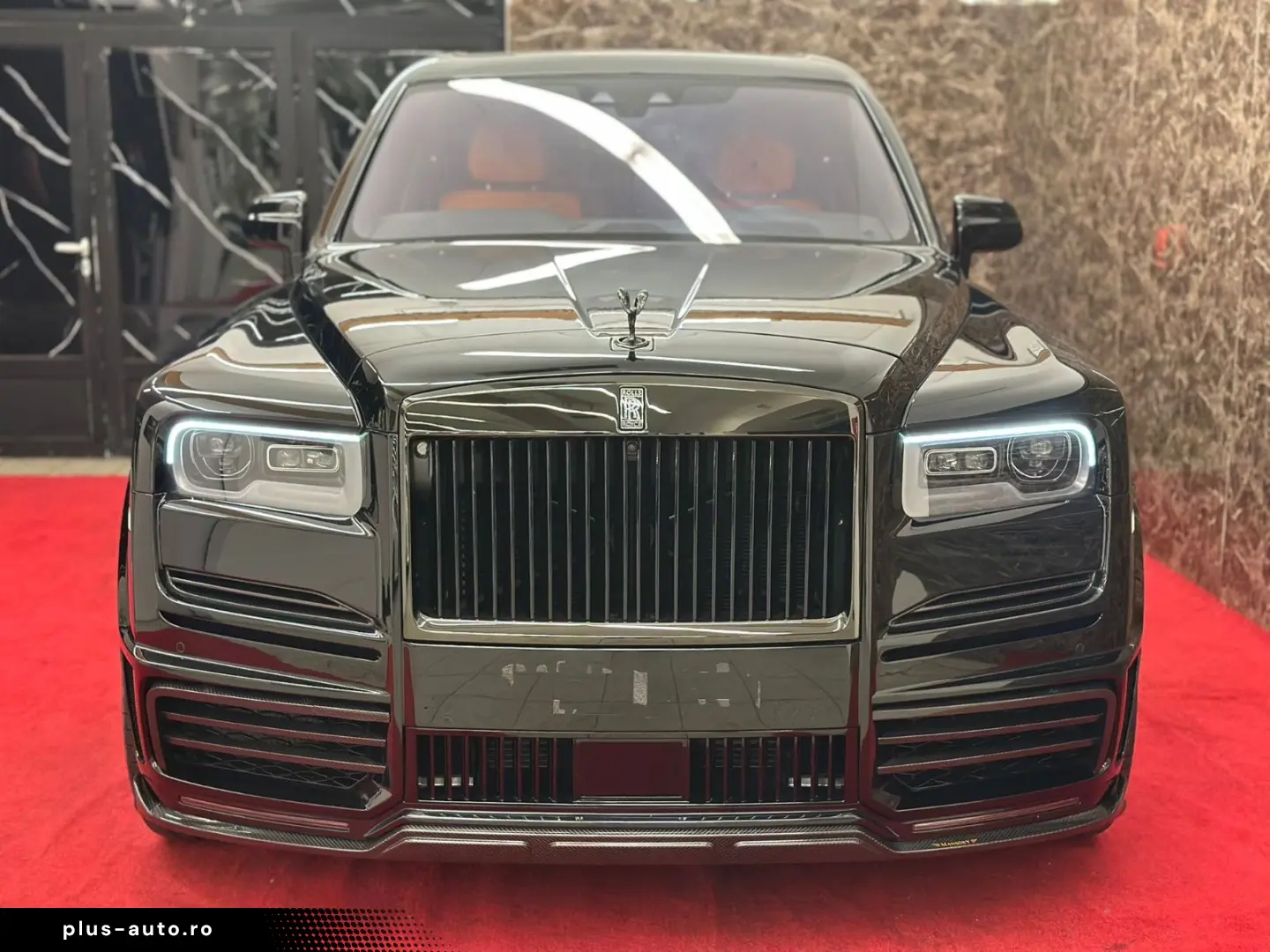 ROLLS ROYCE CULLINAN BLACK BADGE MANSORY