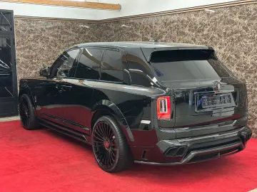 ROLLS ROYCE CULLINAN BLACK BADGE MANSORY