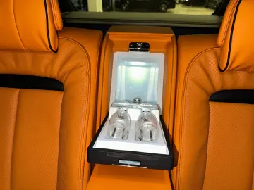 ROLLS ROYCE CULLINAN BLACK BADGE MANSORY