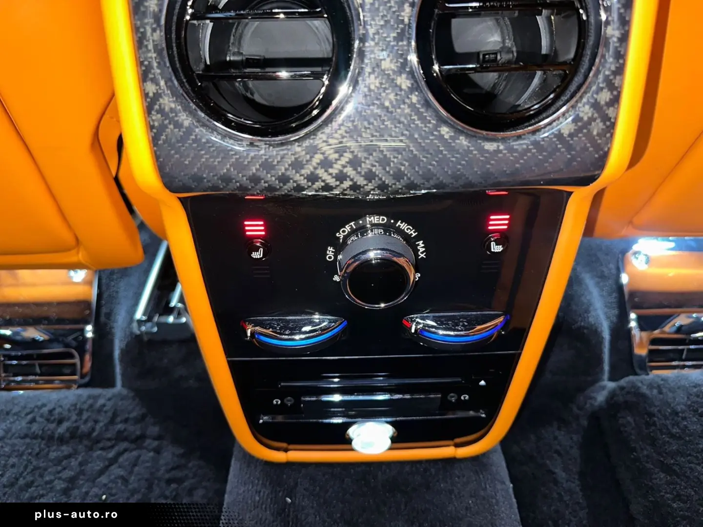 ROLLS ROYCE CULLINAN BLACK BADGE MANSORY