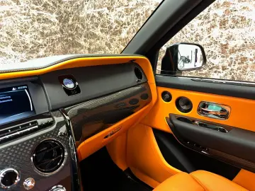 ROLLS ROYCE CULLINAN BLACK BADGE MANSORY