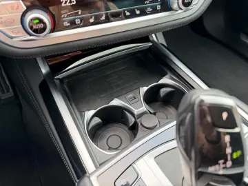 BMW 740d xDrive M Sport