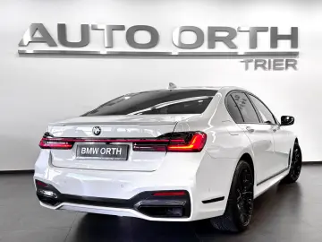 BMW 730d xDrive M-SPORT