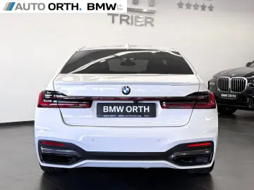 BMW 730d xDrive M-SPORT