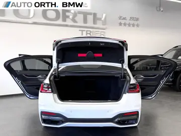 BMW 730d xDrive M-SPORT