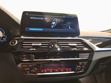 BMW 545e xDrive Limousine M Sport