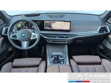 BMW X5 xDr 50e M Sport Pro AHK PANO 360 KAM 21ZOLL