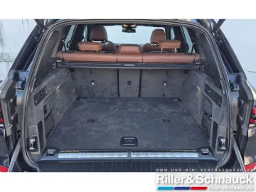 BMW X5 xDr 50e M Sport Pro AHK PANO 360 KAM 21ZOLL