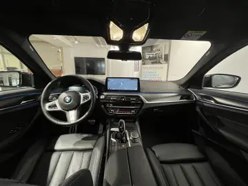 BMW 545e xDrive M Sport