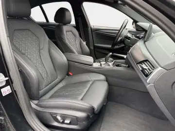 BMW 545e xDrive M Sport Pro