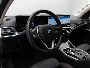 BMW 320i xDrive