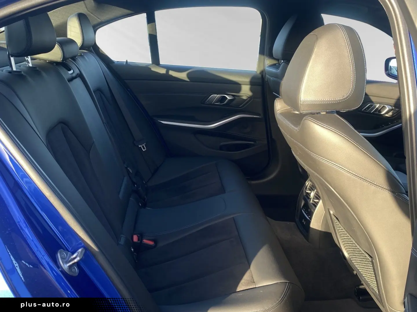 BMW 330e xDrive M Sport