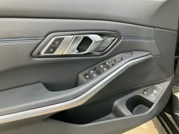 BMW 330e xDrive Limousine M Sport