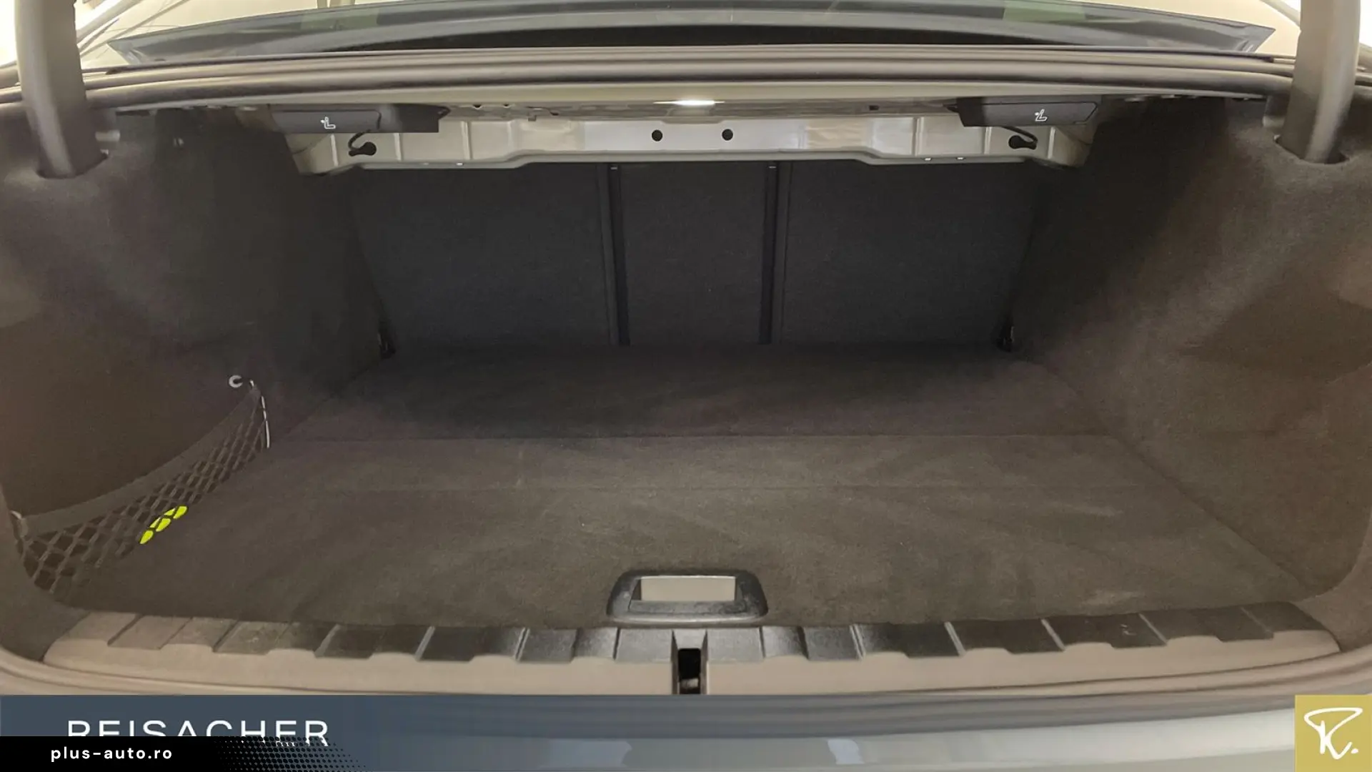 BMW 330e A xDrive Lim M-Sport