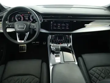 AUDI Q7 50 TDI FL S line Sport 7S Matrix Pano B&O AHK
