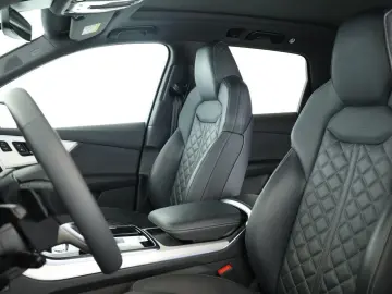 AUDI Q7 50 TDI FL S line Sport 7S Matrix Pano B&O AHK