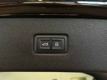 AUDI Q7 55TFSI QUATTRO 3xS-LINE ALLRADLENKUNG HUD AHK