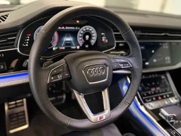 AUDI Q7 55TFSI QUATTRO 3xS-LINE ALLRADLENKUNG HUD AHK