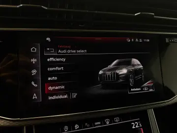 AUDI Q7 55TFSI QUATTRO 3xS-LINE ALLRADLENKUNG HUD AHK
