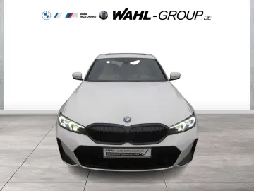 BMW 330e xDrive M SPORT PRO