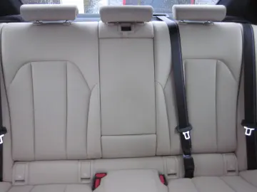 BMW 330e xDrive M SPORT PRO