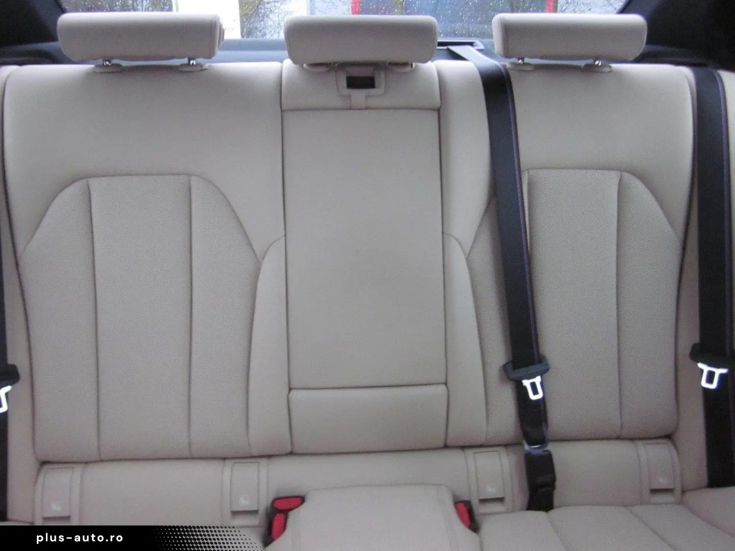 BMW 330e xDrive M SPORT PRO