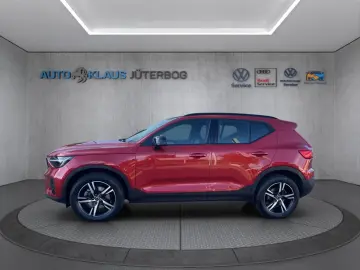 VOLVO XC 40 B4 AWD Plus Dark