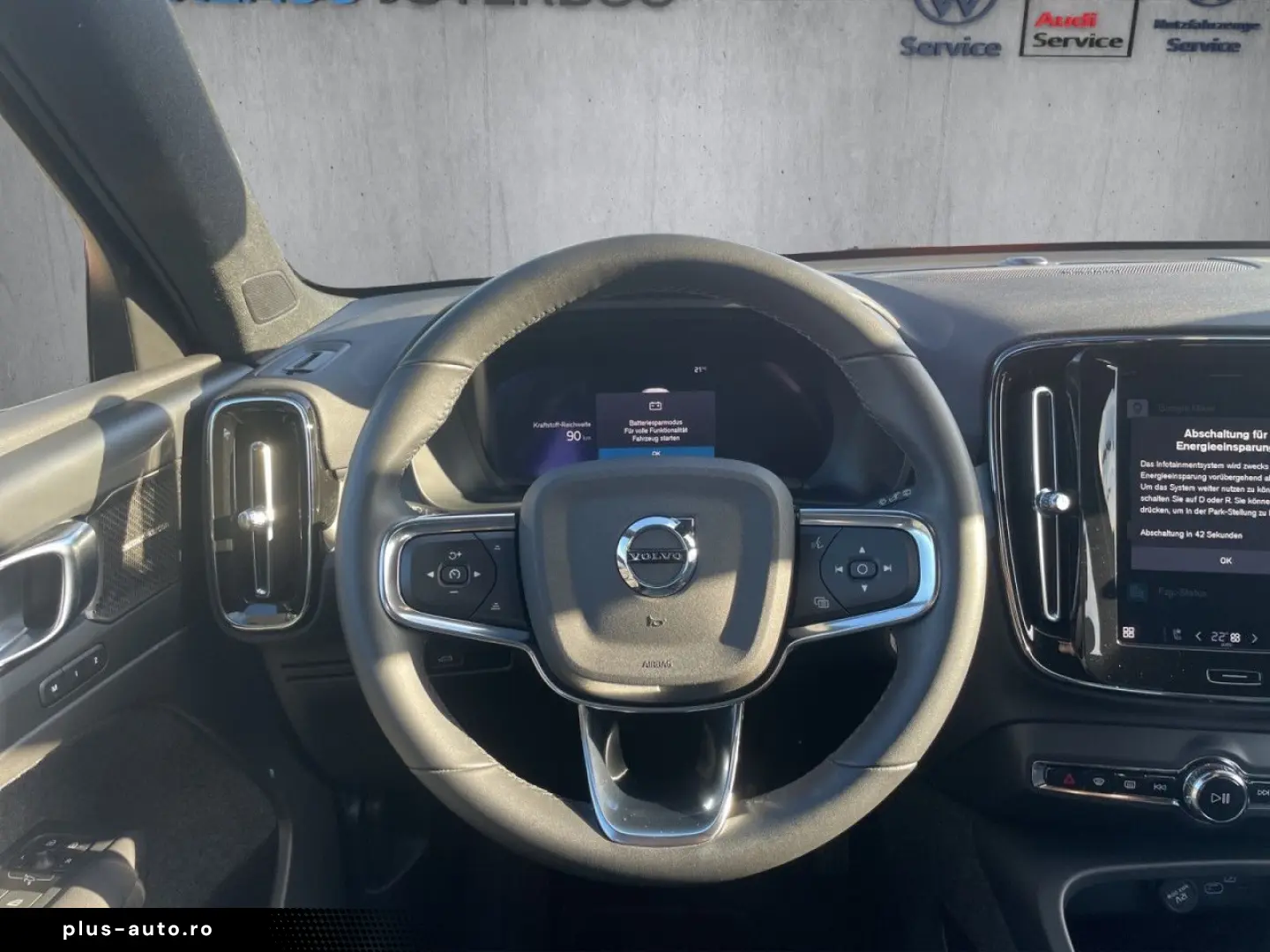 VOLVO XC 40 B4 AWD Plus Dark