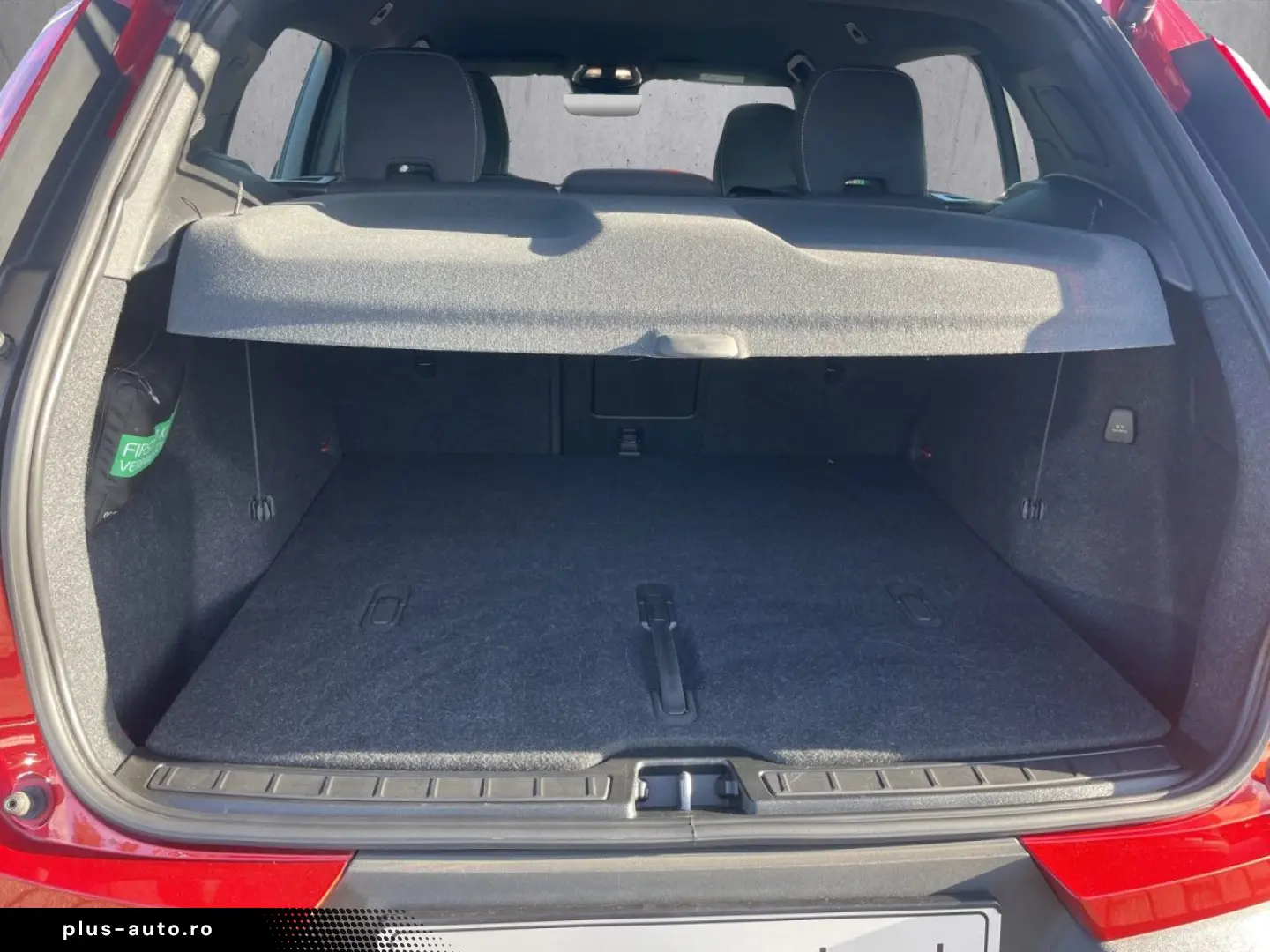 VOLVO XC 40 B4 AWD Plus Dark