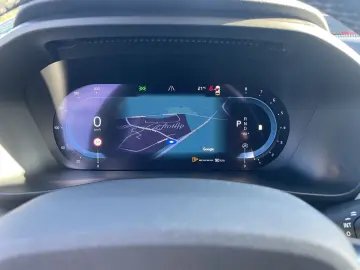 VOLVO XC 40 B4 AWD Plus Dark