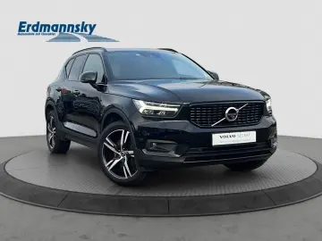VOLVO XC40 B5 R-Design