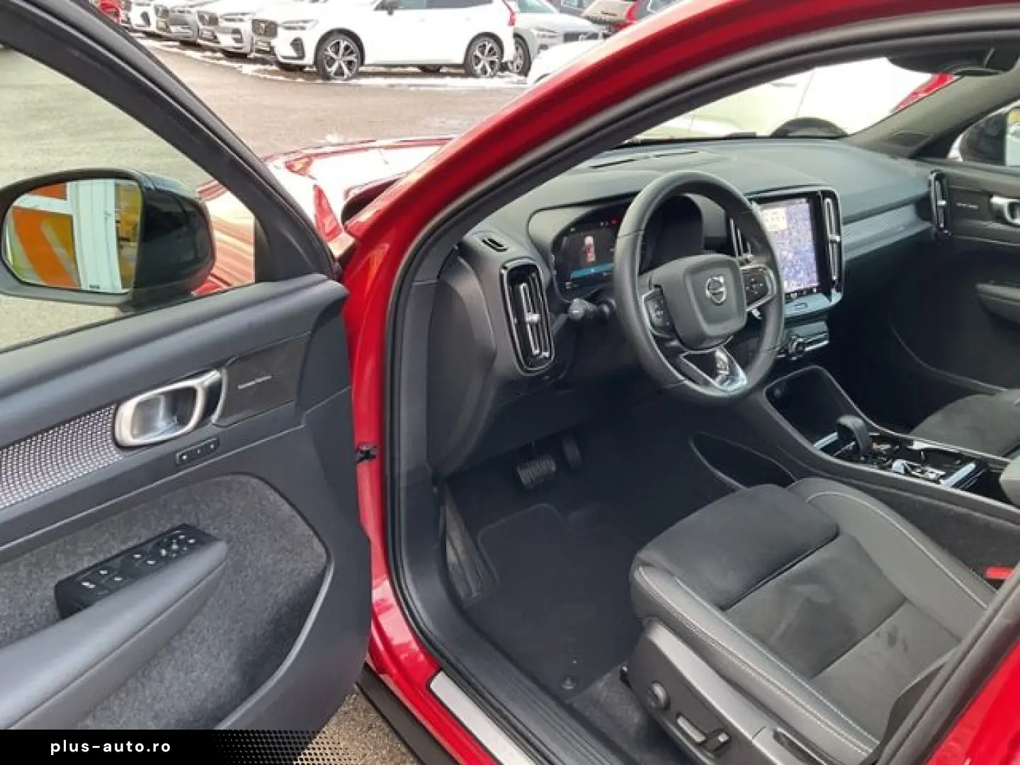 VOLVO XC40 B4 Ultimate Dark