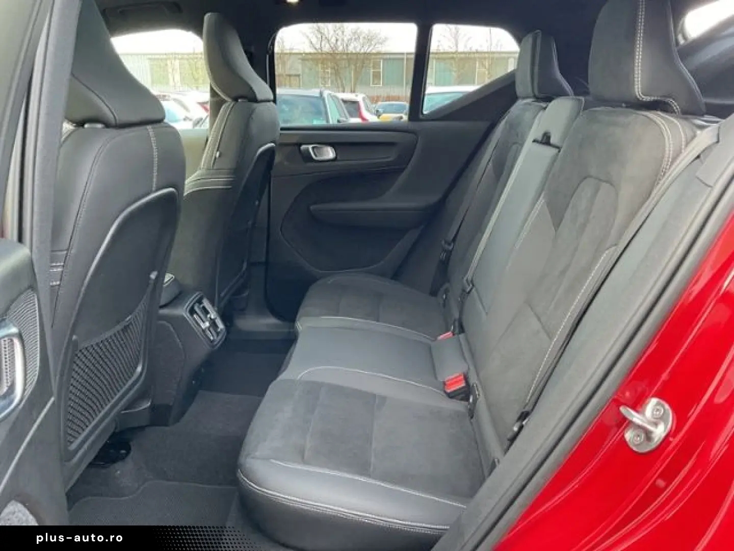 VOLVO XC40 B4 Ultimate Dark