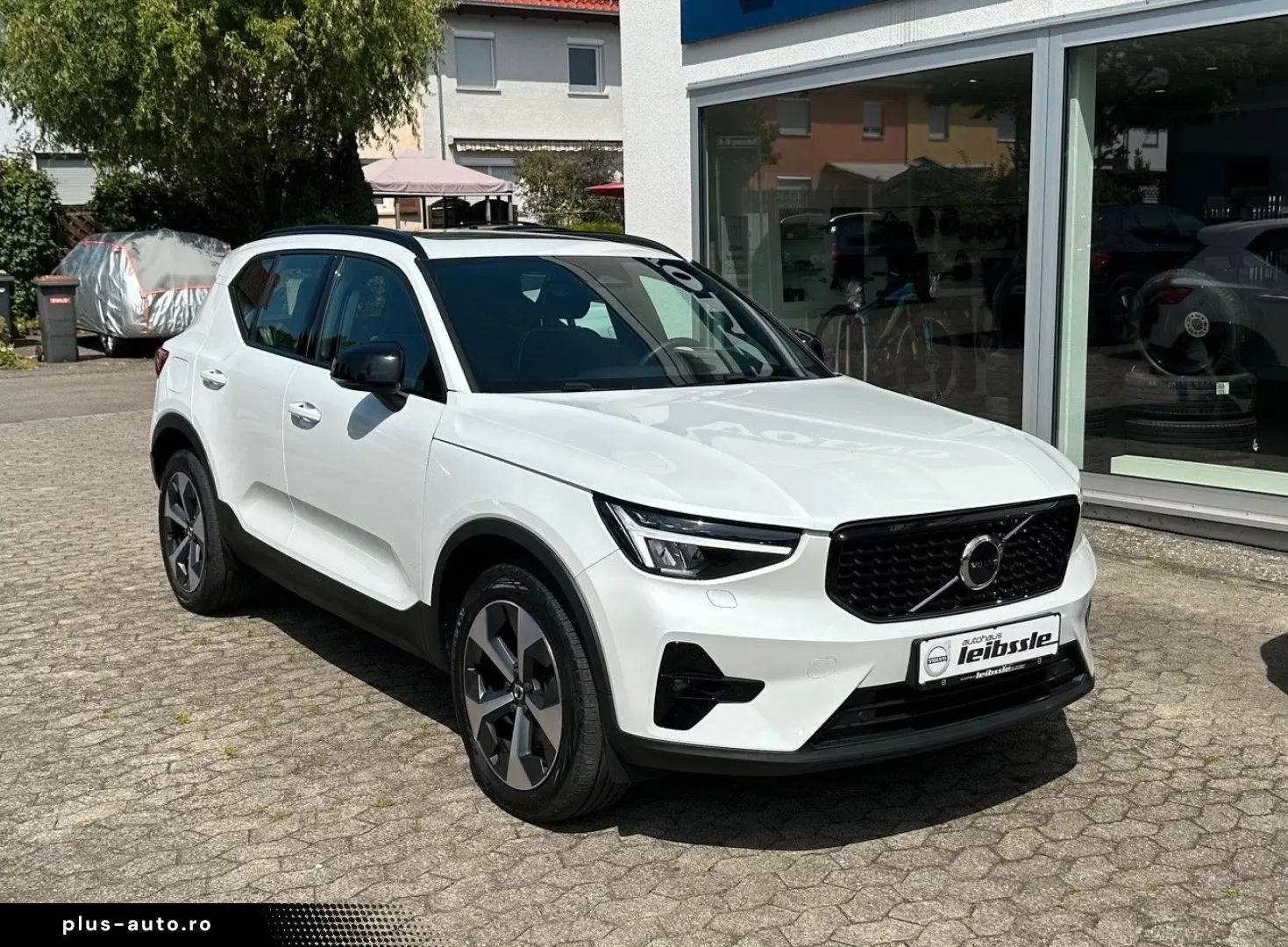 VOLVO XC40 B5 Ultimate Dark AWD